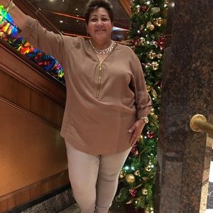 Meet your Posher, Marisol